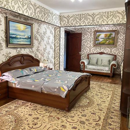 Comfort 2 Room Apartment City Center Tsum طشقند المظهر الخارجي الصورة